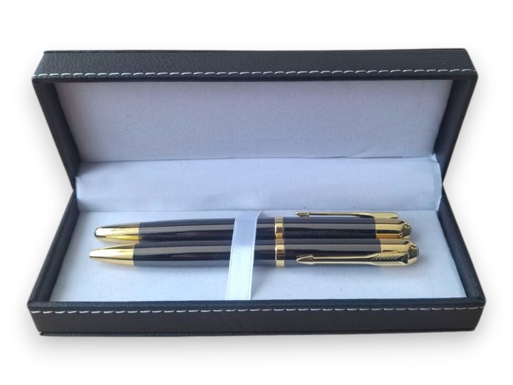 ПЕНКАЛО СЕТ ЗА ПОДАРОК